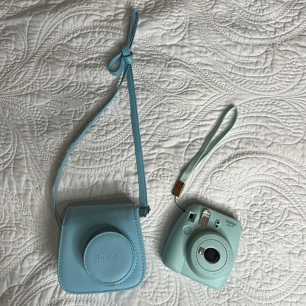 AQUA INSTAX MINI 9